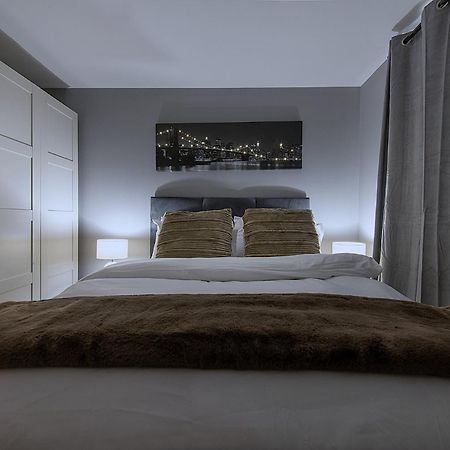 Edinburgh Luxury 4 Bedroom Townhouse With Free Parking Exteriör bild